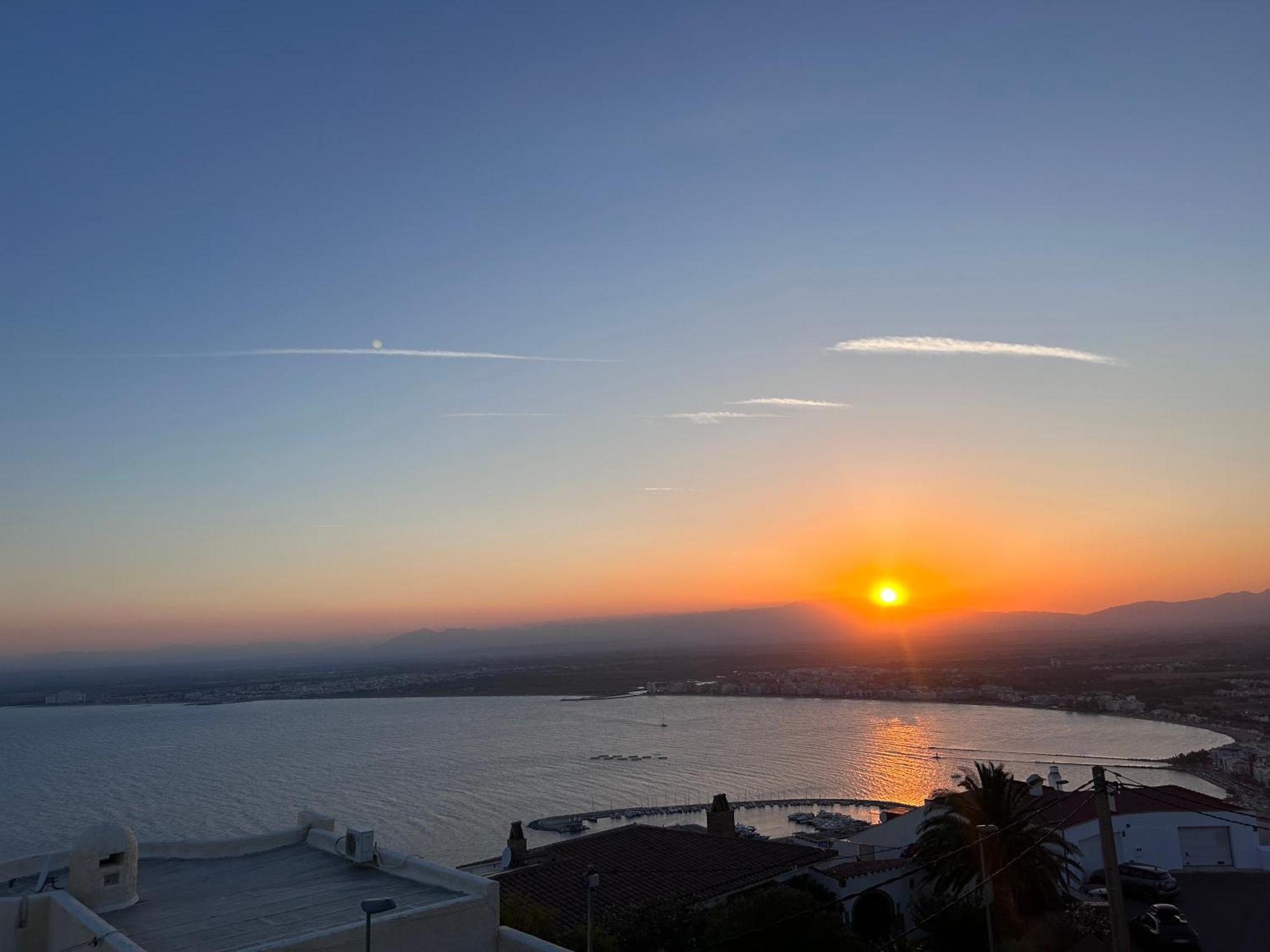 Las Mejores Puestas De Sol Roses Dış mekan fotoğraf