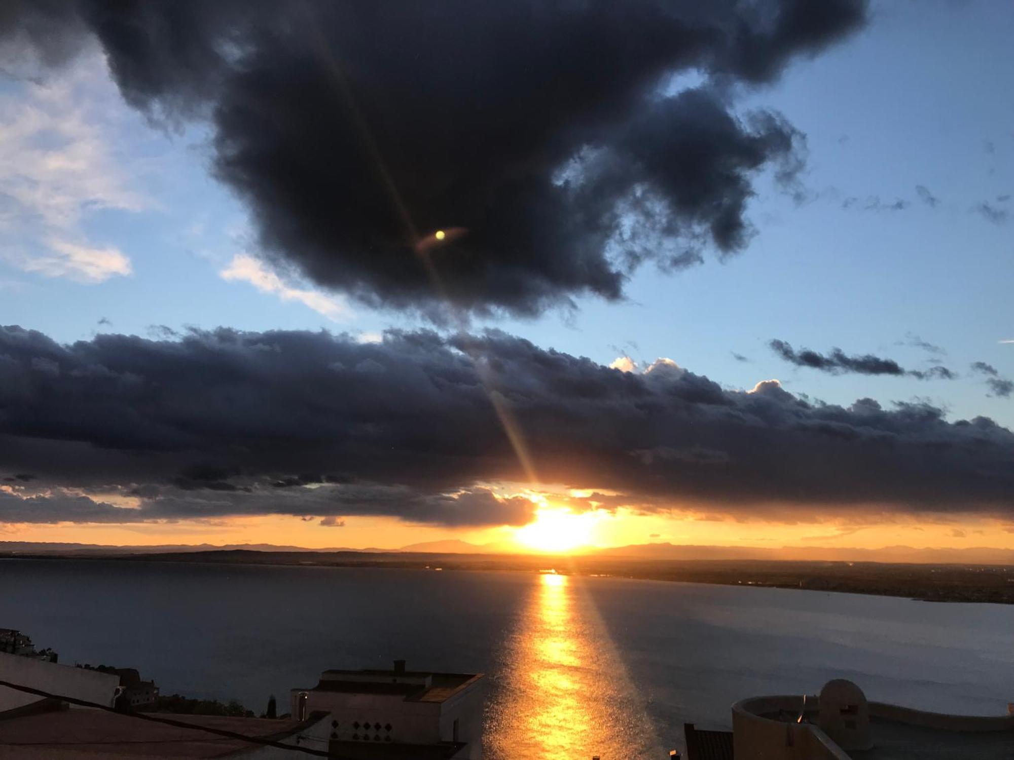 Las Mejores Puestas De Sol Roses Dış mekan fotoğraf